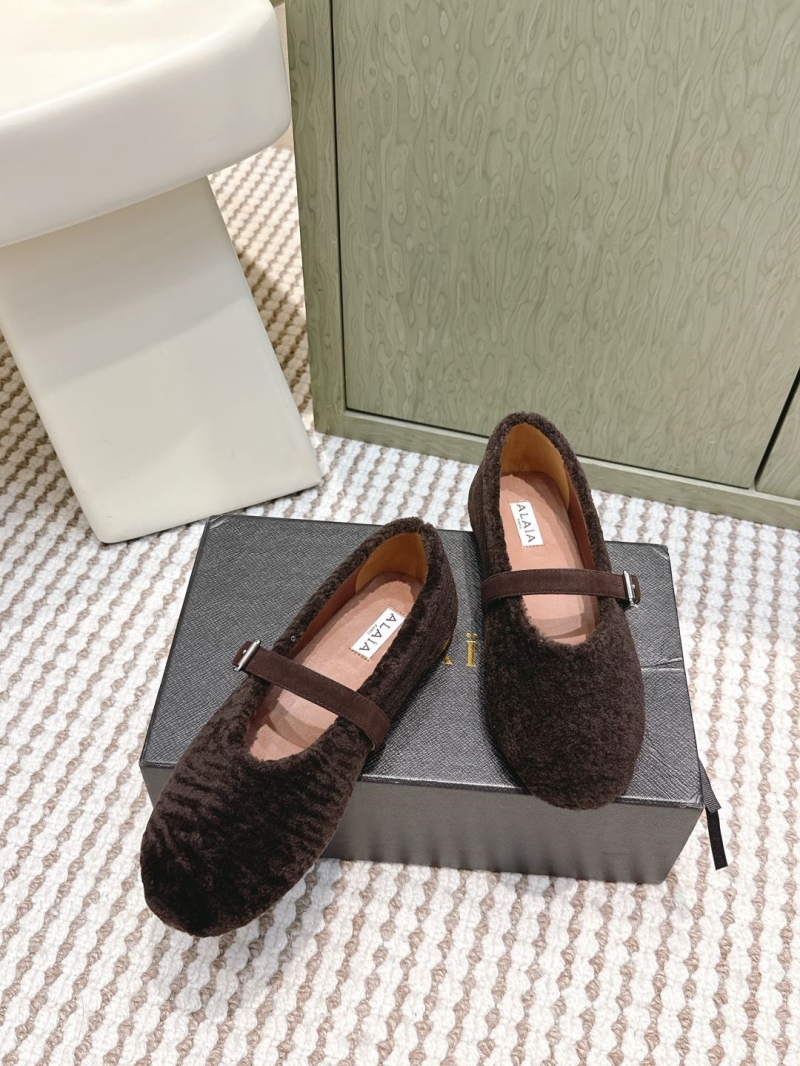 Alaia Flat Shoes